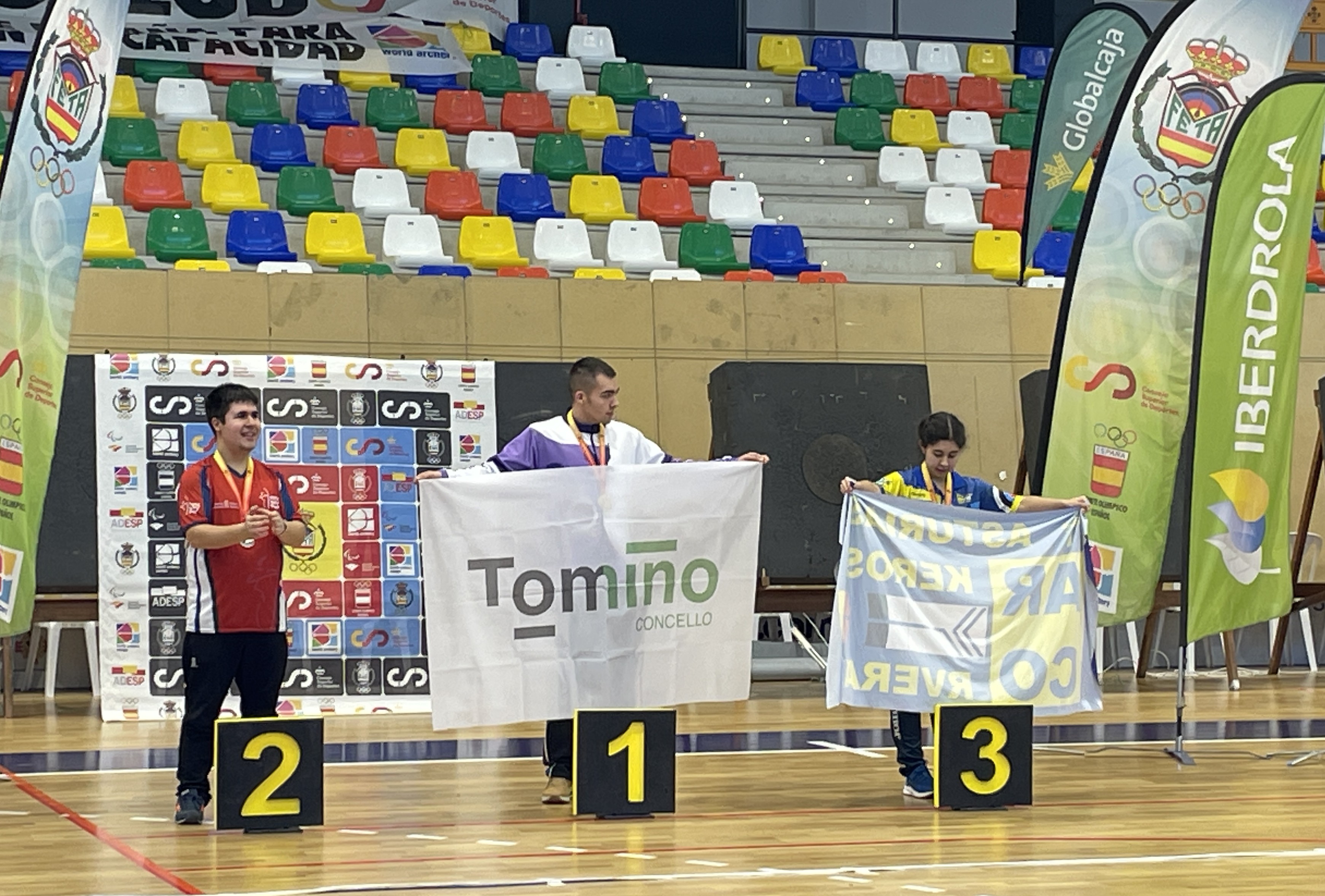 Tres medallas de plata para Navarra en el Nacional de tiro con arco
